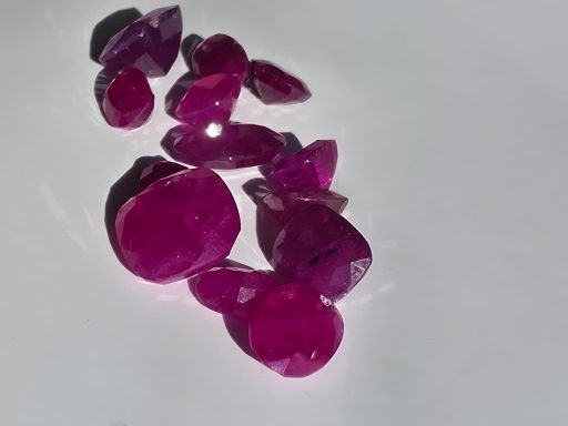 24.4 Carat Cut Gemstones 24.4 Carat Cut Gemstones